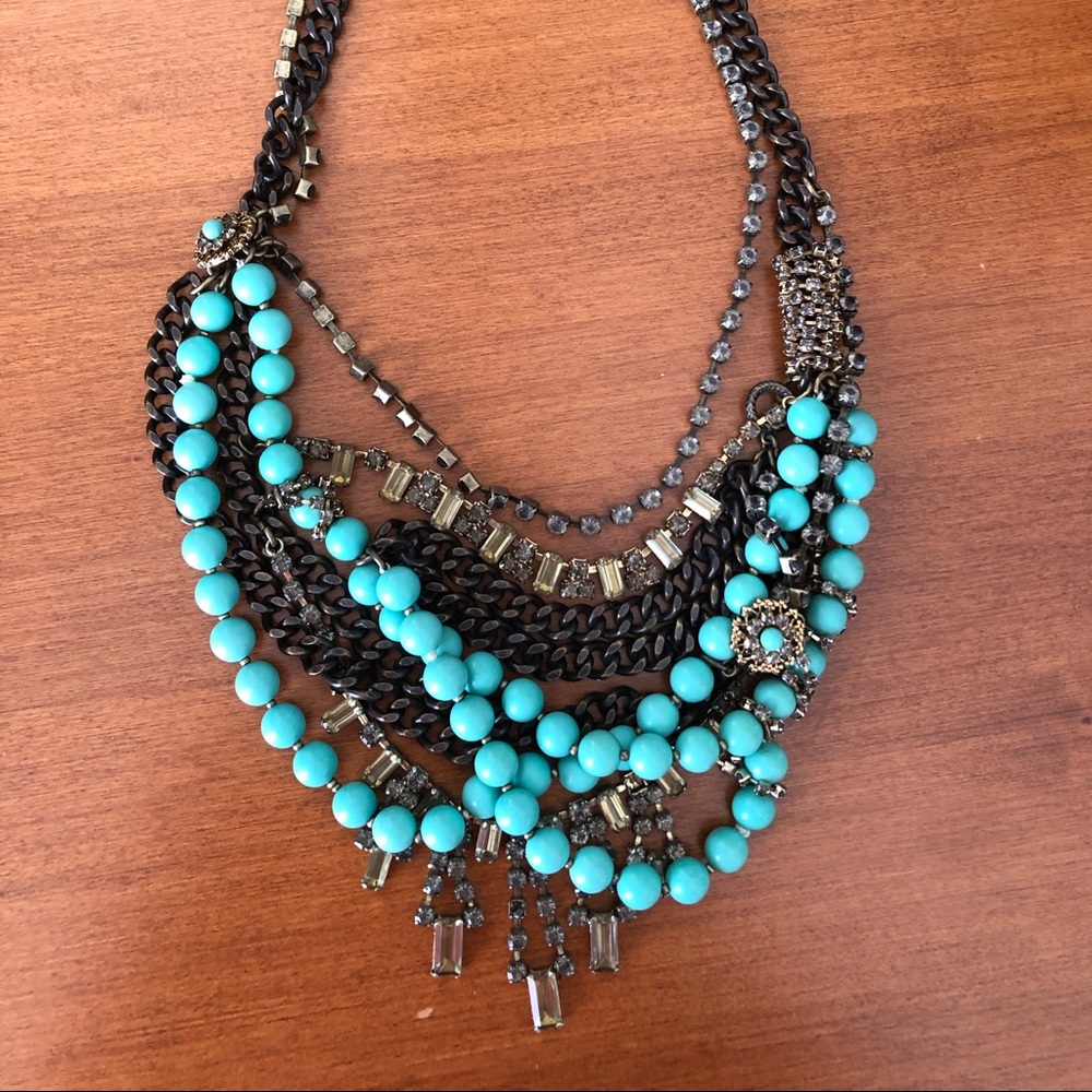 Stella & Dot 2 tone metal and turquoise necklace
